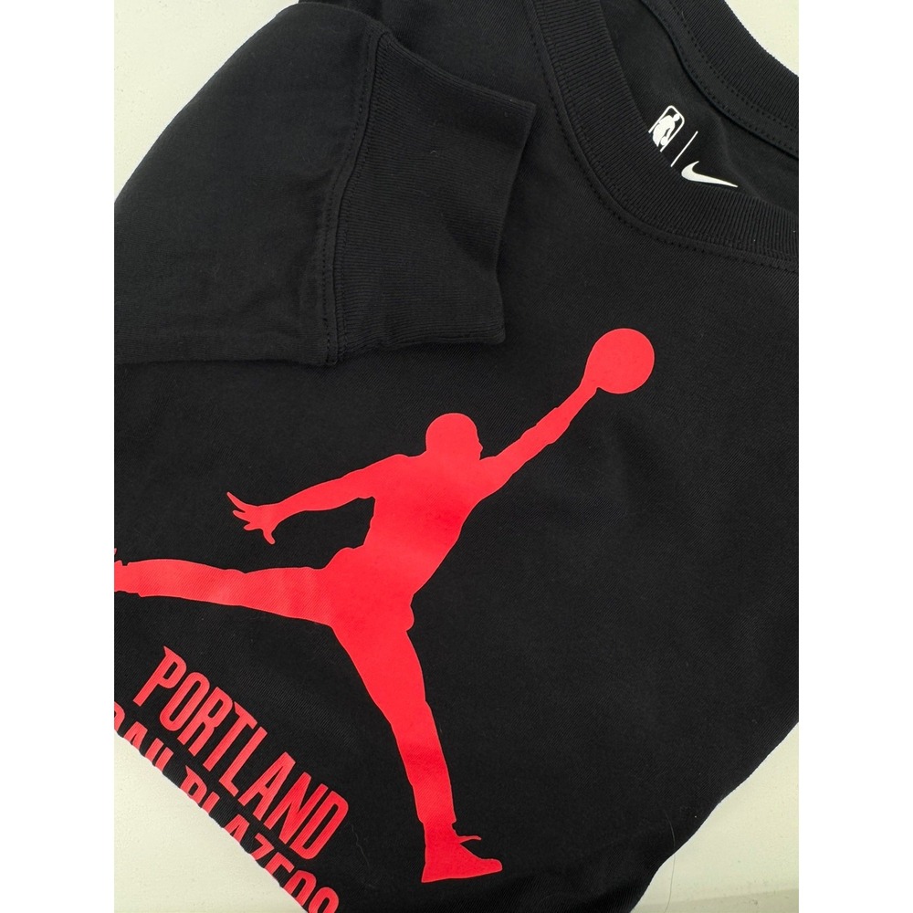 LARGE Nike Jordan Portland Trail Blazers NBA Men's T-Shirt Loose Fit Jumpman NWT